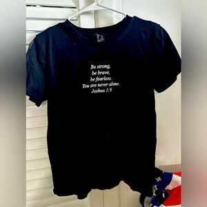 Black Forever21 Tshirt